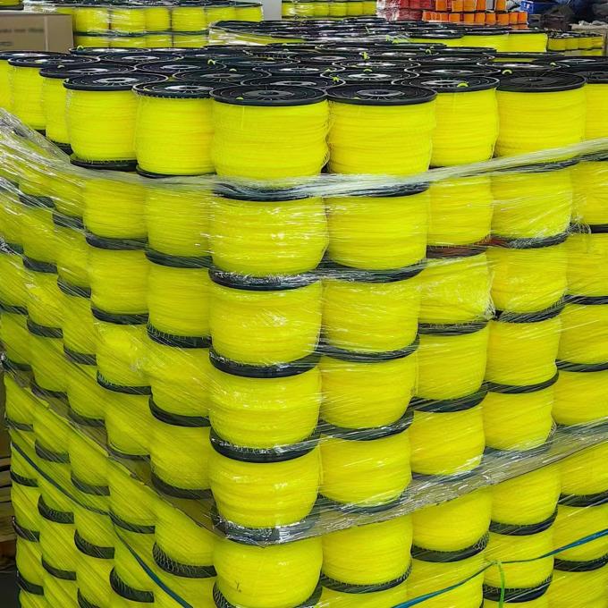 ब्रश कटर के लिए अल्ट्रा घुमावदार स्ट्रिंग ट्रिमर लाइन नायलॉन घास काटने की लाइन 0.095 इंच 4